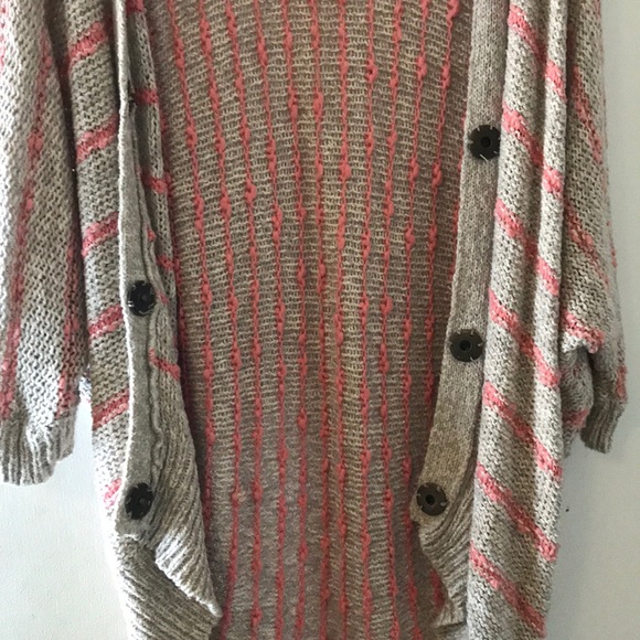 Sweater - Picture 2 of 3
